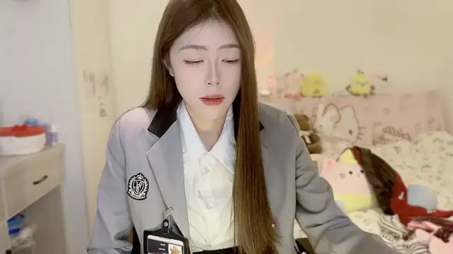 Onecutelittle live sex cam