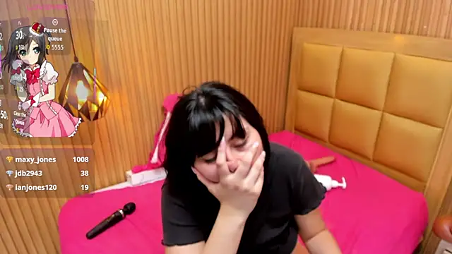 LOLAMAXI's cam snapshot