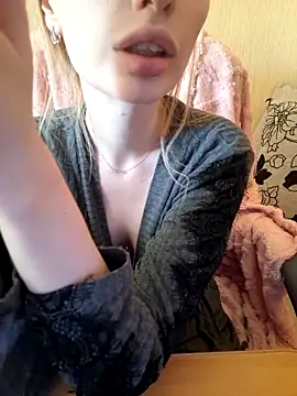 Elza_kom's cam snapshot