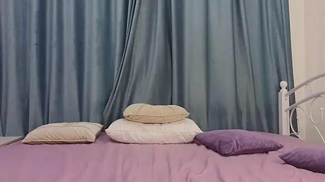 Still_eva's cam snapshot