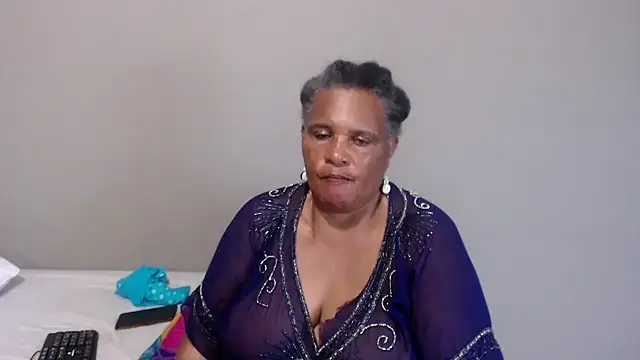 GrandBustyMelon's cam snapshot