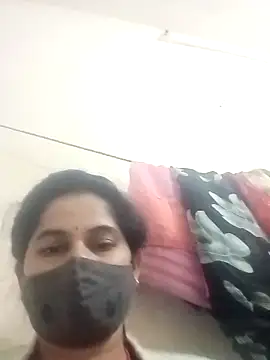 JULEE-740's cam snapshot