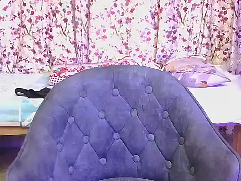 hii_tanisha's cam snapshot