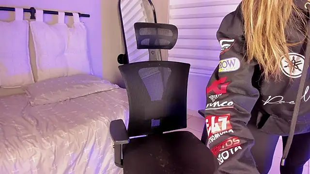 Rachell_criss's cam snapshot