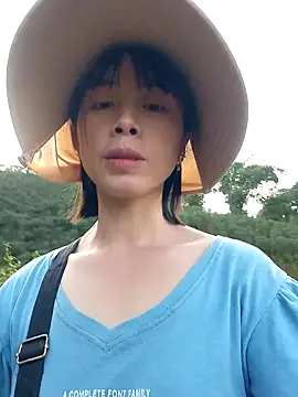 Lukyclover's cam snapshot