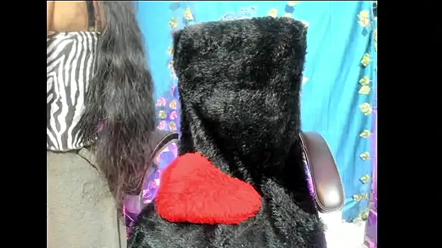 Forever_Love2025's cam snapshot