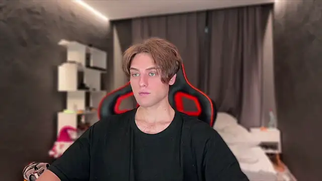 PumpkinLover's cam snapshot