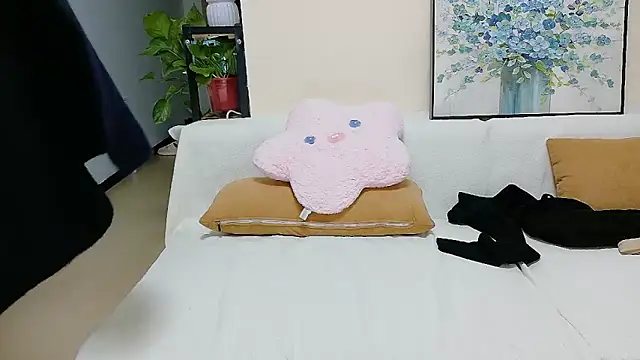 Miya188 live sex cam