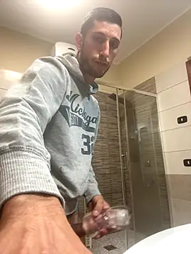 Gionnytav live sex cam