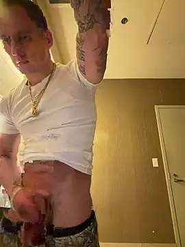 PeytonJohnn live sex cam