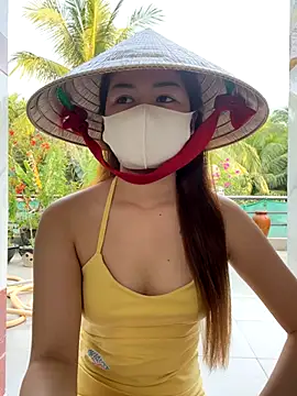 BabyThree_'s cam snapshot