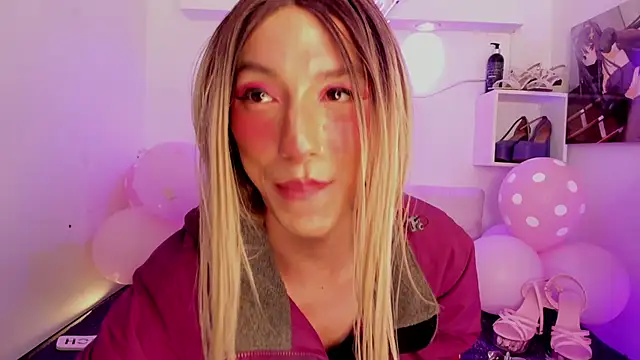 Yaki_Tai live sex cam