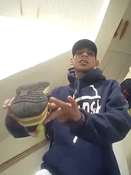 alex_colombiano's cam snapshot