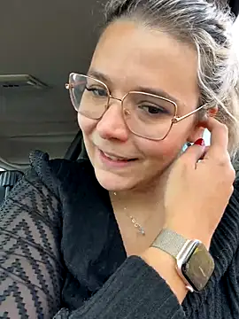 EmyLana live sex cam