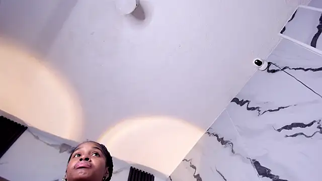 kandy_bronw's cam snapshot