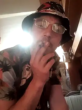 MattITFCAssDestroyer's cam snapshot