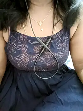 Tamil_Vishalini's cam snapshot