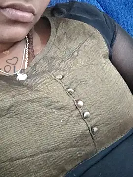 sweetqueen143's cam snapshot