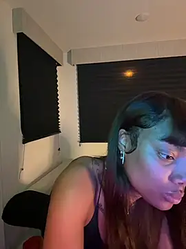 butterflybootyy live sex cam