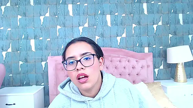 VictoriaVixxen's cam snapshot