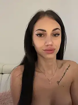 ilariea_girl live sex cam