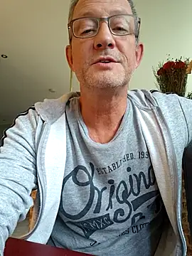 TommyTom76 live sex cam