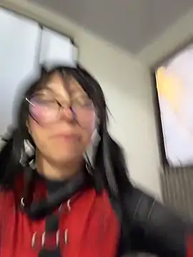 Purplee_Baby's cam snapshot