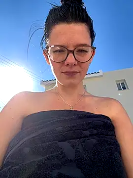 RoxiBlack live sex cam