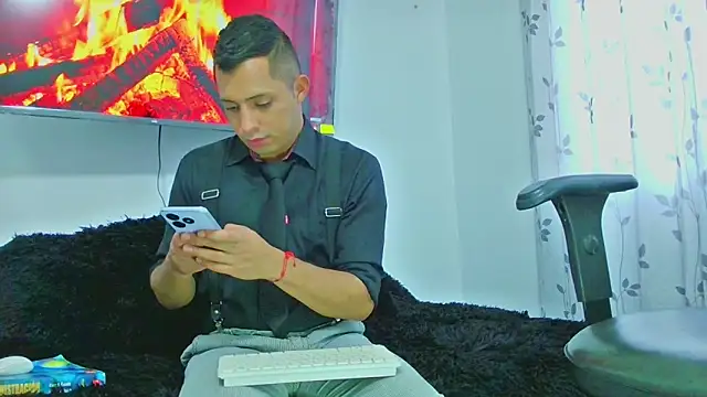 mike_fetish's cam snapshot