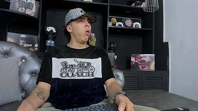 HeellBoy_'s cam snapshot