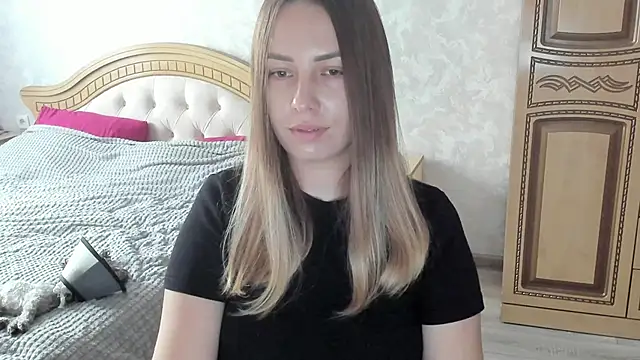 Mia_shy1's cam snapshot