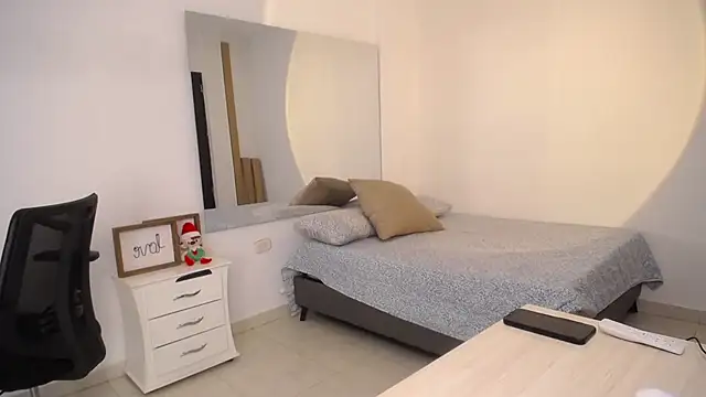 MartinaGuzmann live sex cam