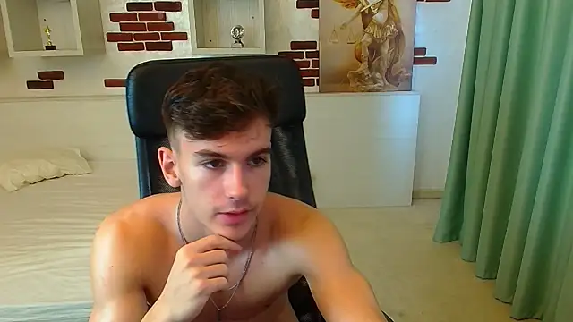 BradyFlint live sex cam
