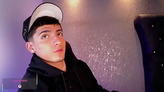 MateoMitchell live sex cam