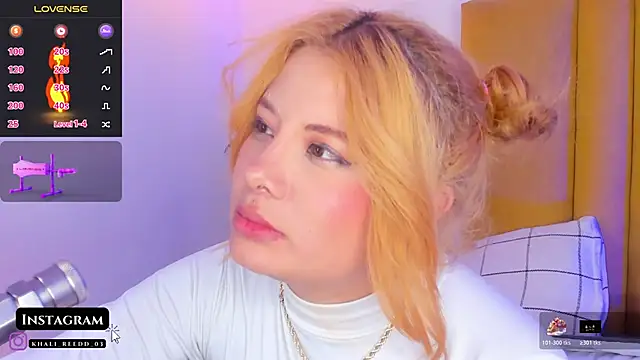 Khali_reed_'s cam snapshot