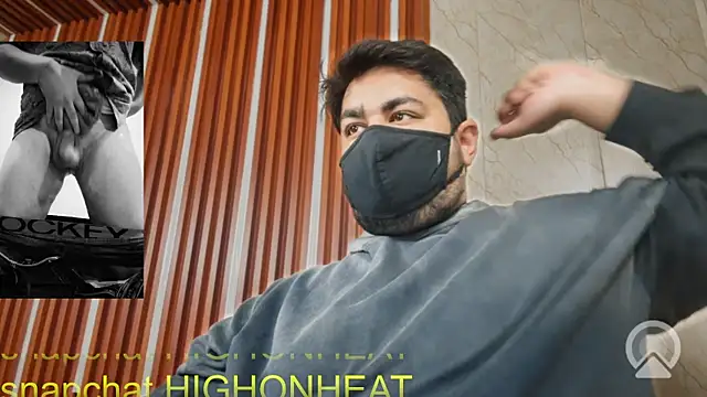 HighOnHeat live sex cam