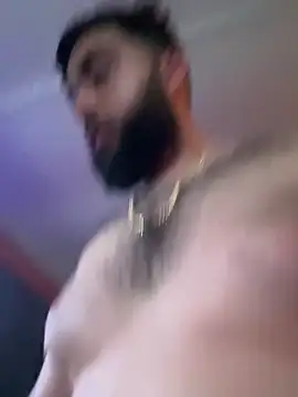 bigdickgio6923's cam snapshot