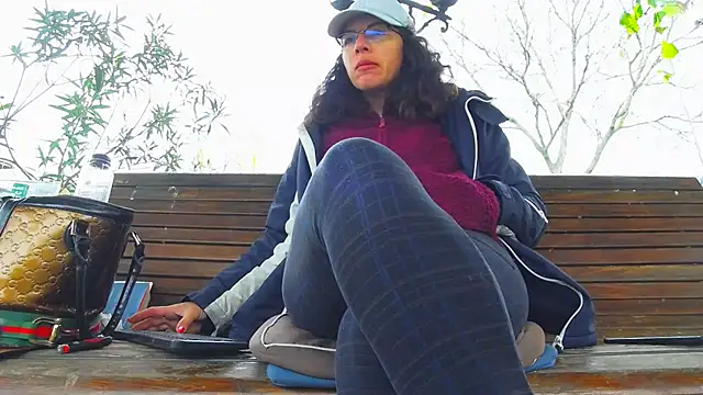 PublicMellyBigLabia's cam snapshot