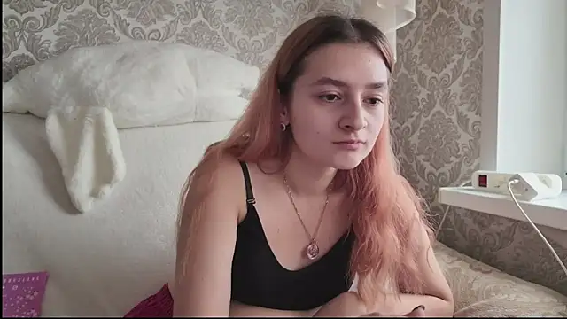 SweetLiaison's cam snapshot