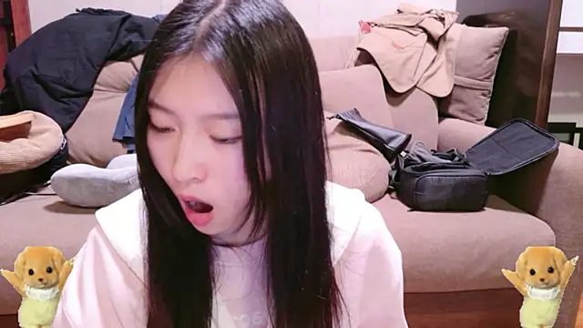 ZhaoZhaoDaWang's cam snapshot