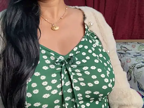 Aishwarya_05's cam snapshot