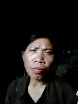 bella-la's cam snapshot