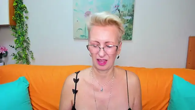 iamyourdream89's cam snapshot