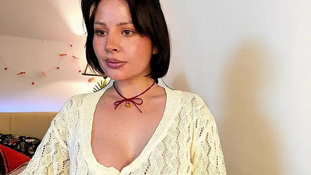 Me-Dea's cam snapshot