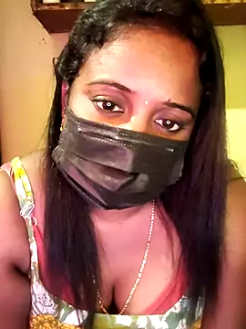 tam-queen1's cam snapshot