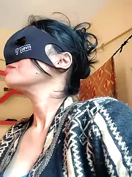 Pyaar_Ki_Pooja's cam snapshot