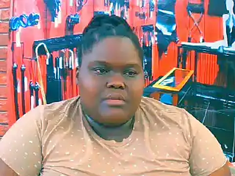 EbonyHotBuns live sex cam