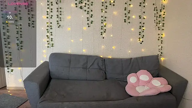 LoriConer's cam snapshot