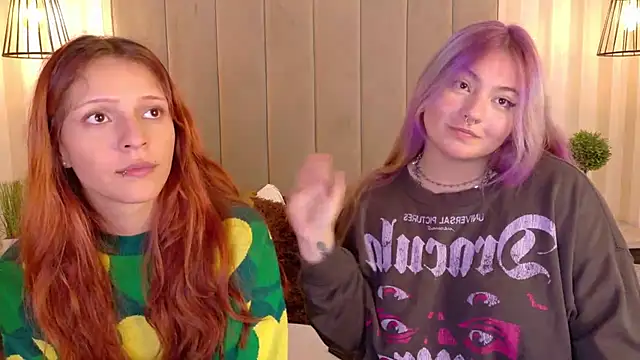 SukiandNaomi live sex cam