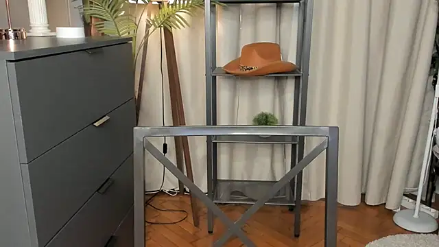 ChinBonnell's cam snapshot